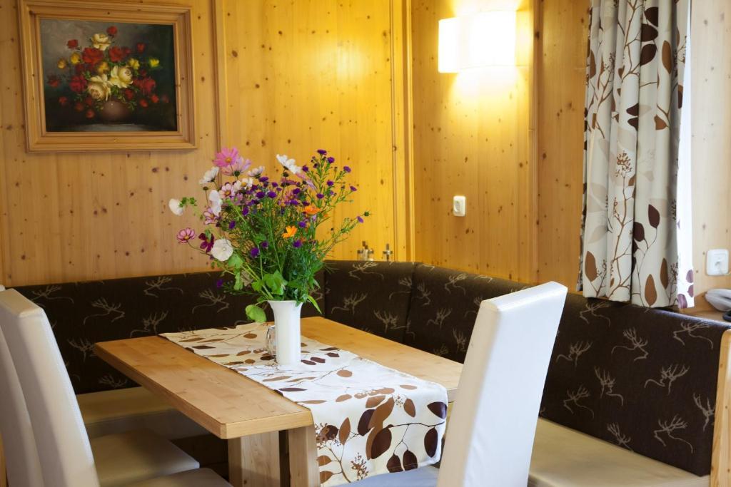 Hotel Ennskraxblick Kleinarl Rum bild