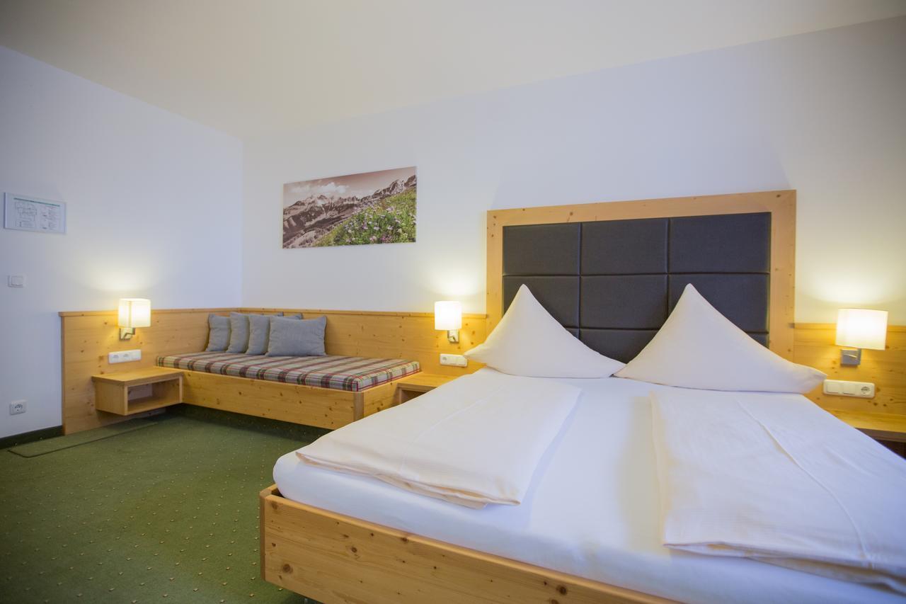 Hotel Ennskraxblick Kleinarl Exteriör bild