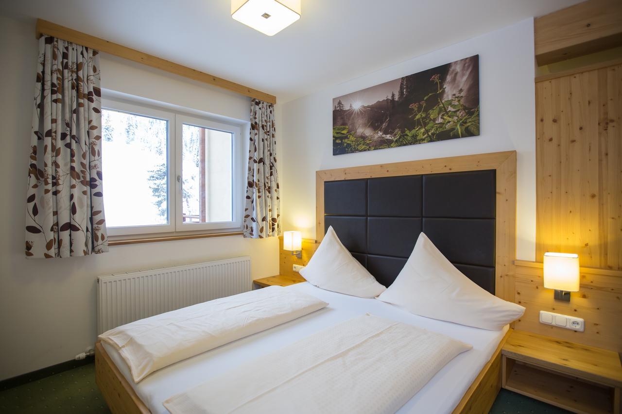 Hotel Ennskraxblick Kleinarl Exteriör bild